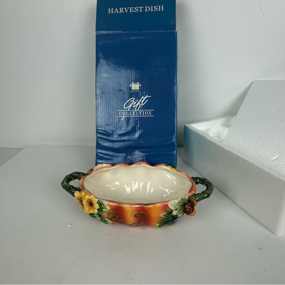 Avon NOS '2003'  Harvest Dish